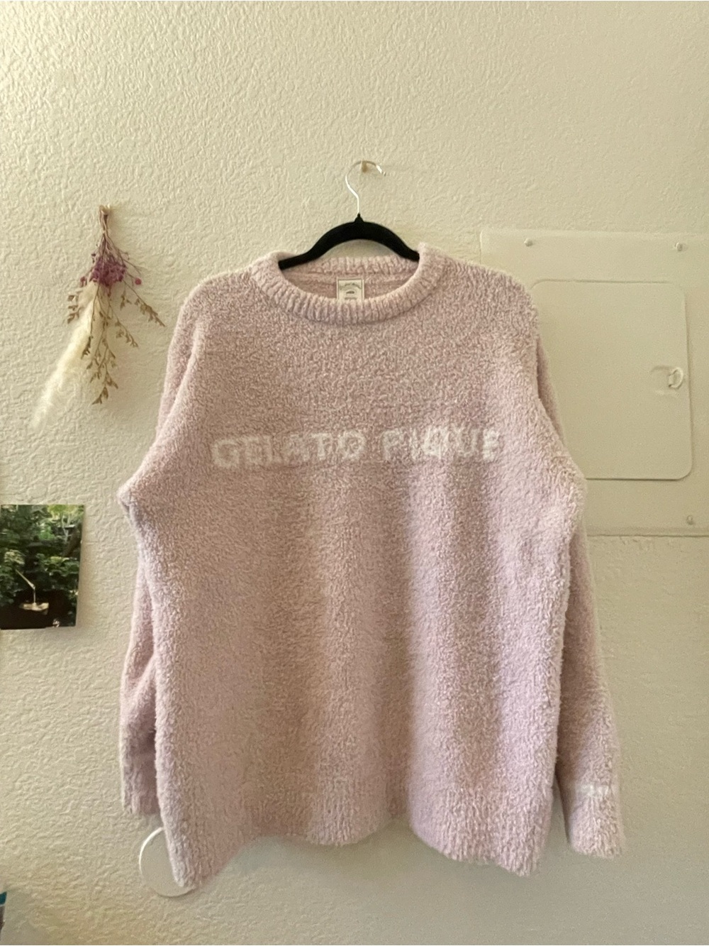 Gelato Pique Fleece Cozy Cute Fluffy Pullover Pajama Top - Excellent condition